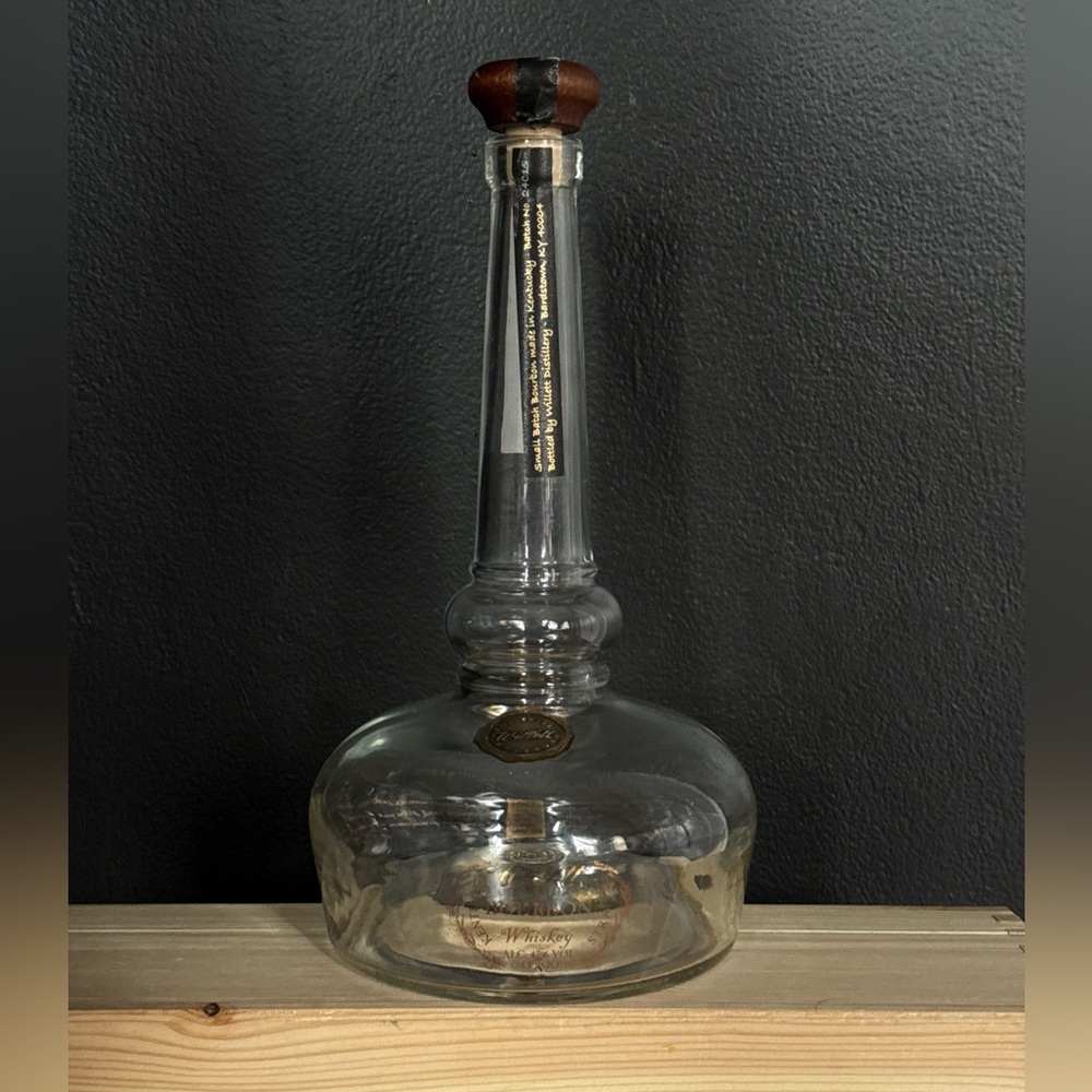 Willet Pot Still Reserve Bourbon EMPTY BOTTLE - Picture 2 of 5
